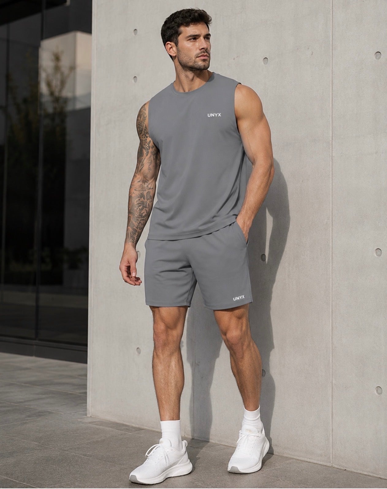 UNYX Men’s Sleeveless Training Top